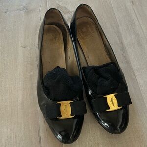 Salvatore Ferragamo Black Vara Bow Pump Shoes 6.5 C